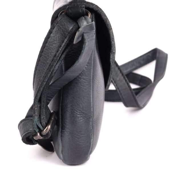 Genuine Italian Leather Small Crossbody Sling Bag – Trendy & Stylish for Everyday Use