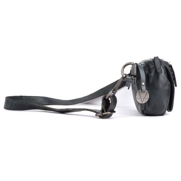 Genuine Leather Waist Bag Unisex, Waist Bag for Travel Trendy Casual Travelling Essentials Kept Bag Stylish, Durable, and Secure Travel Companion