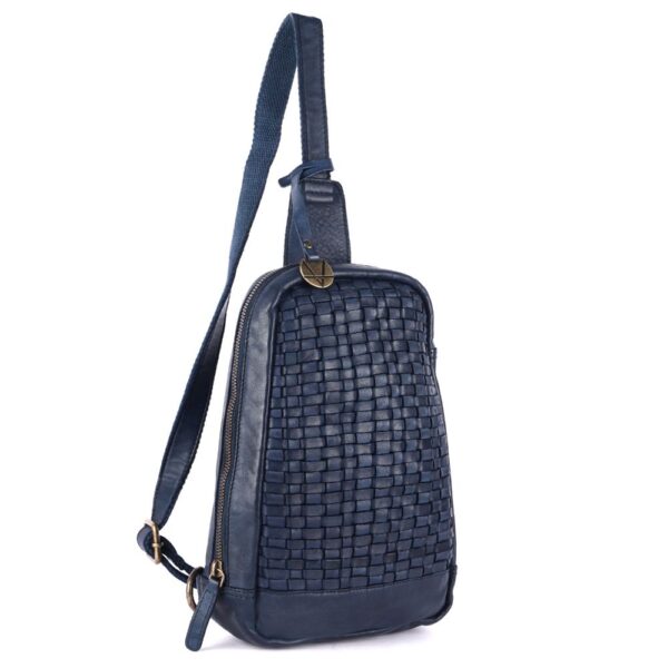 Genuine Leather Body Bag Unisex Trendy Casual Travelling Essentials Kept Bag, Durable Secure Travel Navy